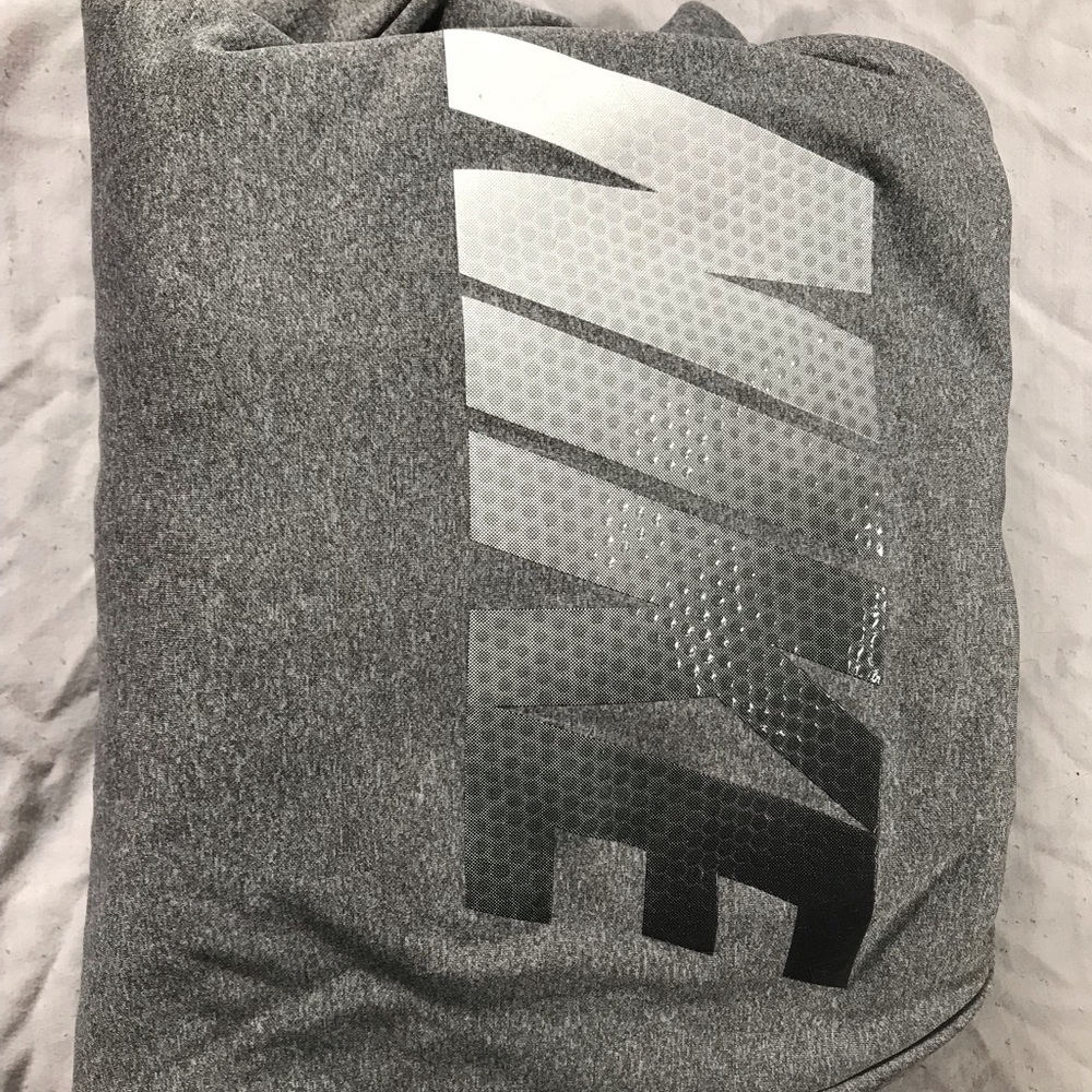 NIKE pullover ❤️